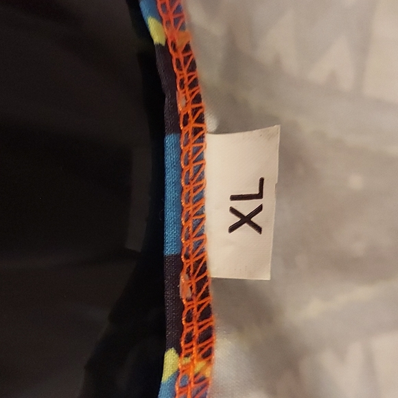 Colorful print blouse - Picture 3 of 4